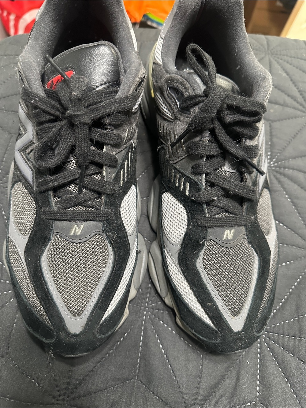 New Balance Men's Black and Gray Chunky Mesh Sneakers